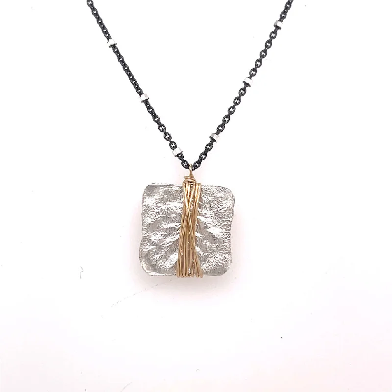 Gold Bar Necklace-Funky Square Necklace (N596)