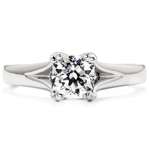 Heart-Shaped Engagement Ring-Hearts On Fire Seduction Dream Solitaire Engagement Ring